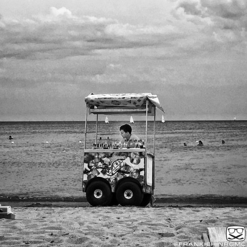 Momento Poettico. (presso Poetto Beach Cagliari)