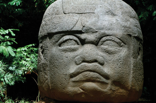 aztecamemoria:The Olmecs were perhaps the earliest civilization...