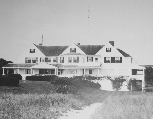 kennedycamelot:Hyannis Port