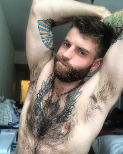 justsayjohnny kik:beardopdx