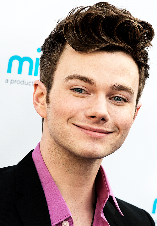 Chris Colfer Appreciation Thread!--part 9 - Page 10 Tumblr_o6sz06FDZr1rp74xfo1_500