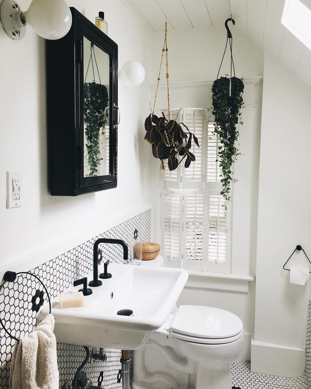 my-upstairs-bathroom-remodel