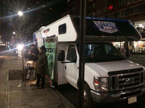 arothejew:Chanukah Mitzvah Tank Second Night Come and find...