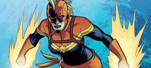 marveladdicts:Carol Danvers + helmetI hope she wears the helmet...