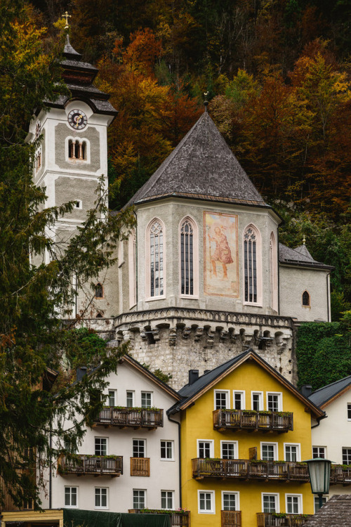 allthingseurope:Hallstatt, Austria (by Zsolt Czillinger)