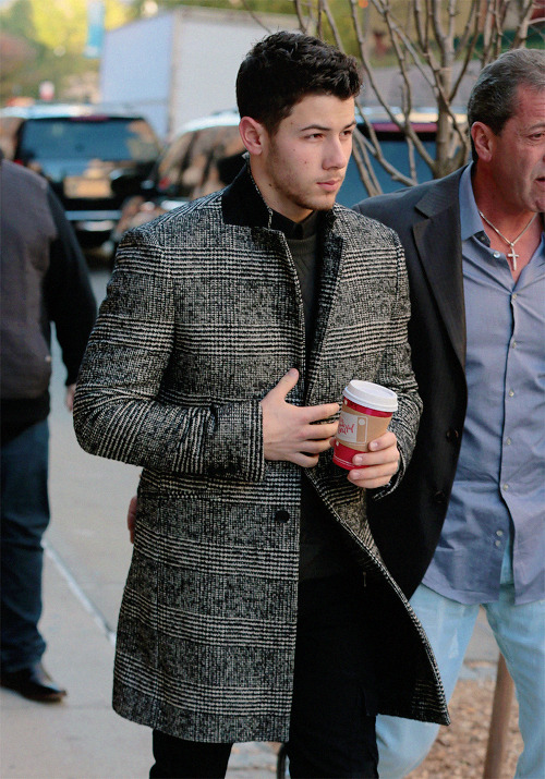 nick jonas new shirt