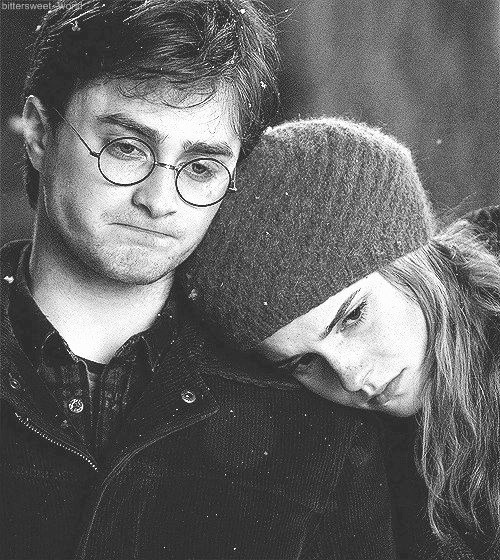 0 — I just love Harry Potter in black and white ;)