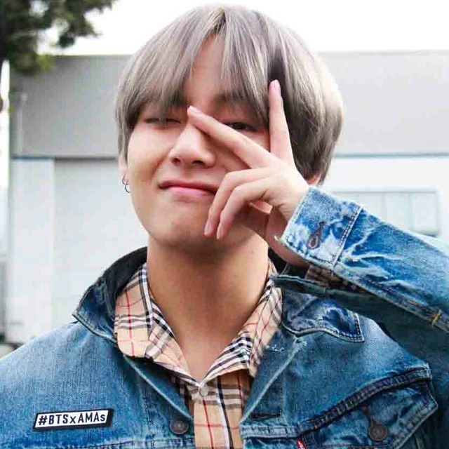 💜 — editsktaehyung: • Taehyung icons peace sign