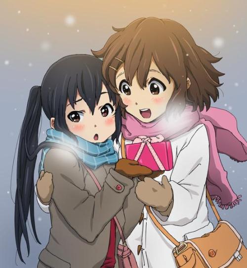 wholesomeyuri:✧･ﾟ: *✧ YuiAzu ✧ *:･ﾟ✧♡ Characters ♡ : Azusa...