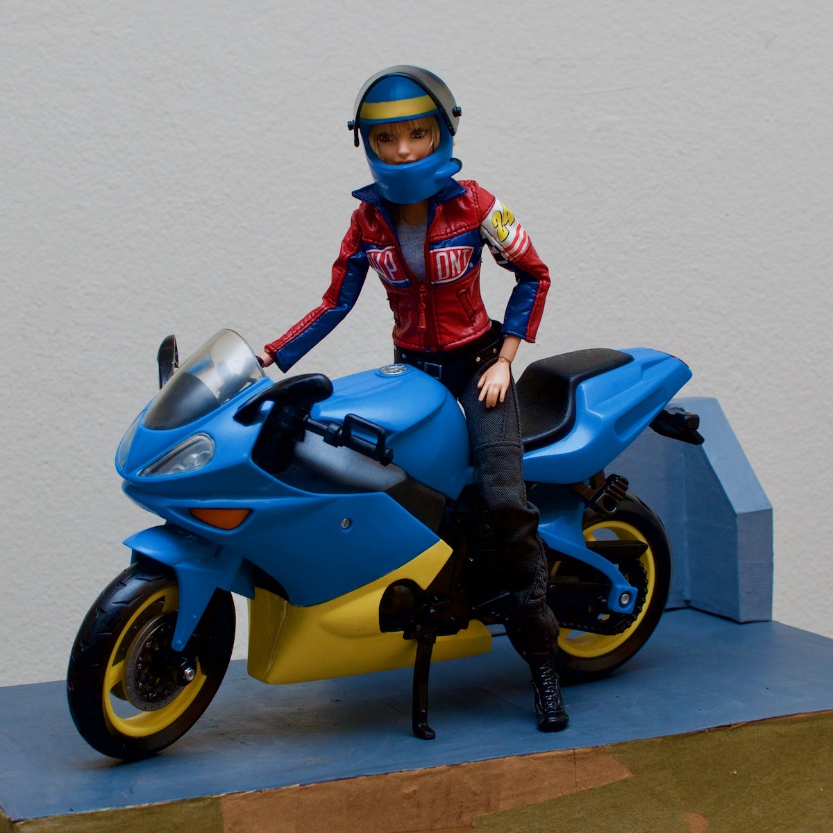 barbie motorcycle helmet