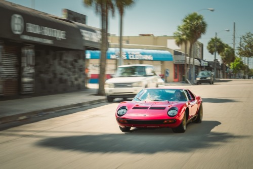 vintageclassiccars:Miura SV - the doors were designed to look...