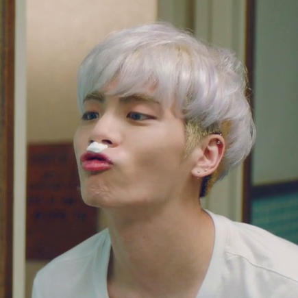 loveforjjong:he pout 