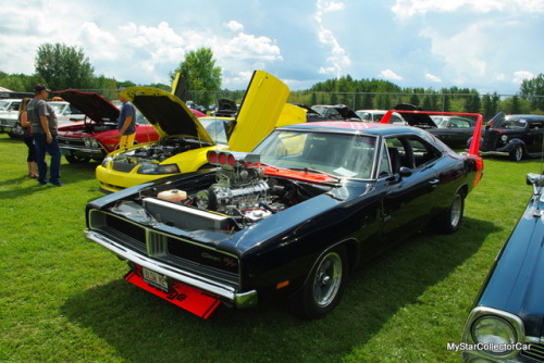 jacdurac: A WILD 1969 DODGE CHARGER R/Tfrom the Internet