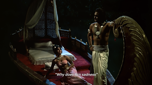 my-window-reflection:Amrapali (1966) dir. Lekh Tandon“Tadap...