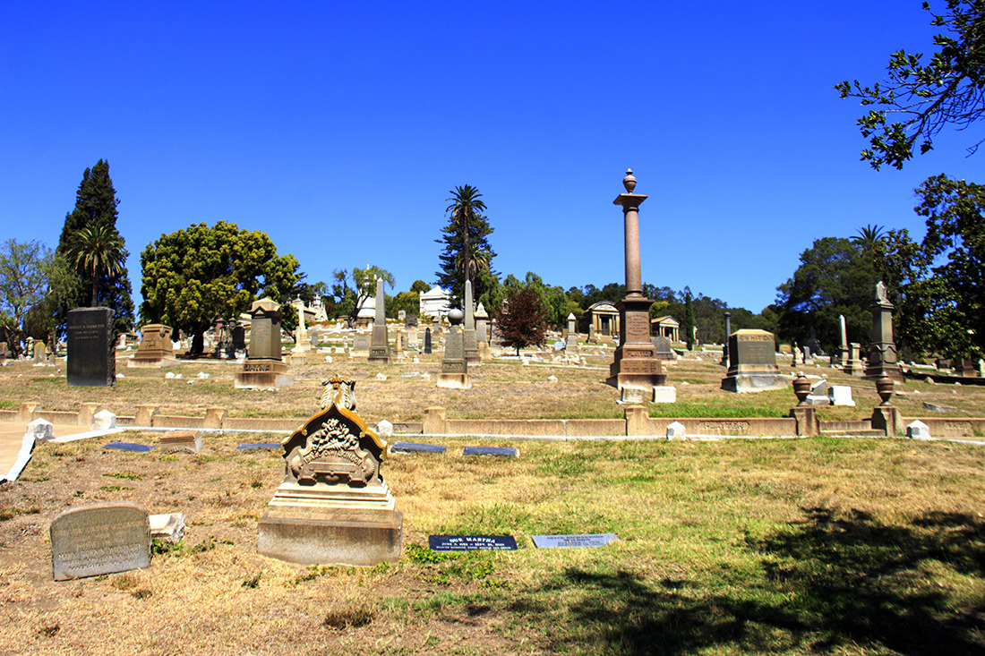 Grave Places Mountain View Cemetery Oakland CA   Tumblr Nylt58U9eg1th6nsio2 1280 