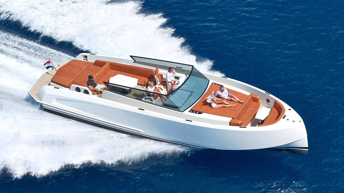 small fast yachts