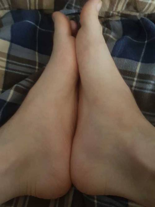 Just a super nervous trans girl’s feet.