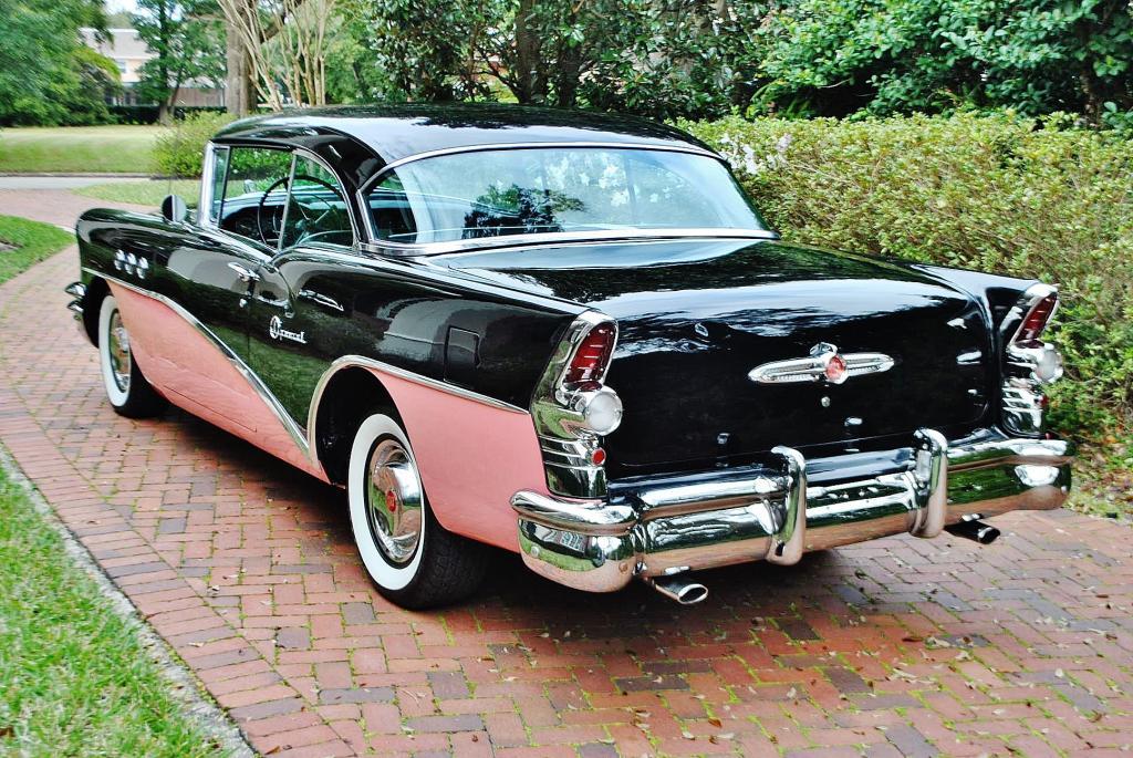 All American Сlassic Сars • 1955 Buick Special 2-Door Riviera Hardtop