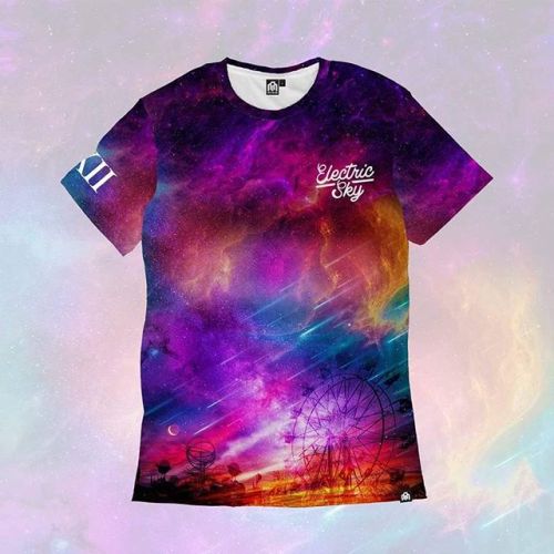 psychedelicsex:Into the AM has super cool graphic print...