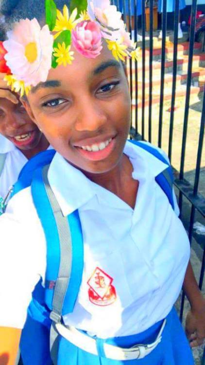 gaza-world:oran78boss:trini212vincy:Lyneilia King From St...