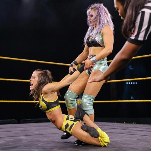 WWE Women 🌺, Candice LeRae vs Kacy Catanzaro:NXT 4/29/20