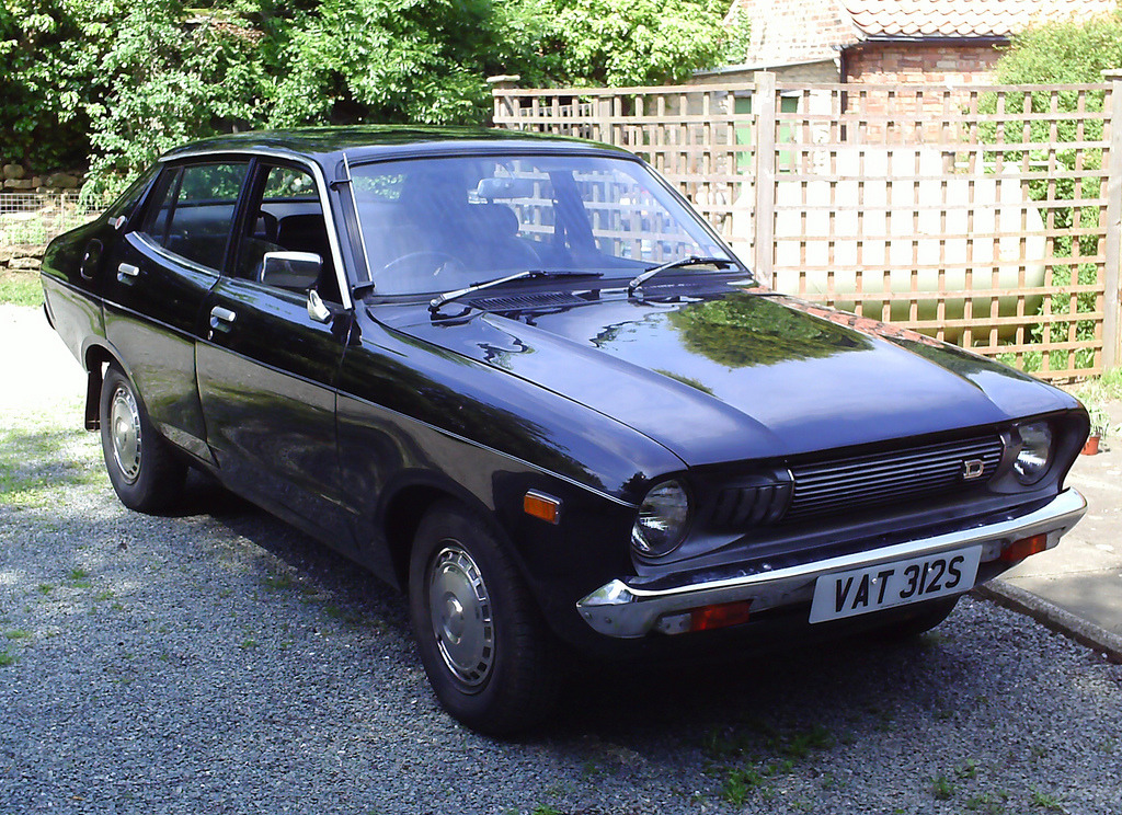 Datsun sunny cab