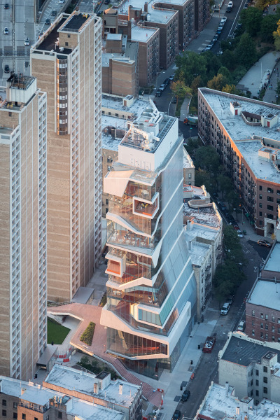 designismymuse:<br /><br />Vagelos Education Center Opens at Columbia University <br />Architects-  Diller Scofidio + Renfro Location- Columbia University, New York, New YorkImages- Iwan BaanSource- designboom<br />*for design inspiration, follow @designismymuse<br />