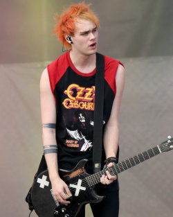 Rainbow Haired Michael Tumblr
