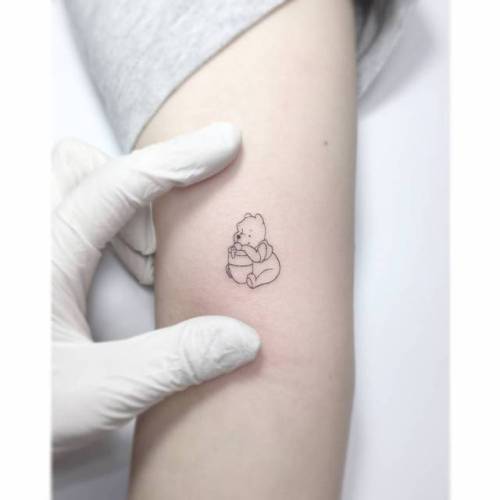 Handpoked Winnie the Pooh tattoo by Kirk Budden  Tattoogridnet