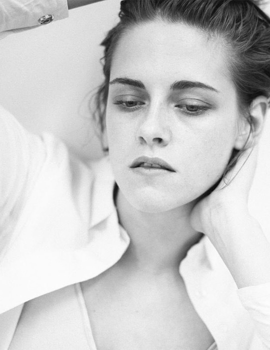 Kristen Stewart - Part III - Page 1194 - The L Chat