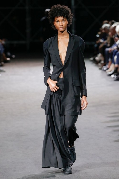 Yohji Yamamoto ss19 rtw