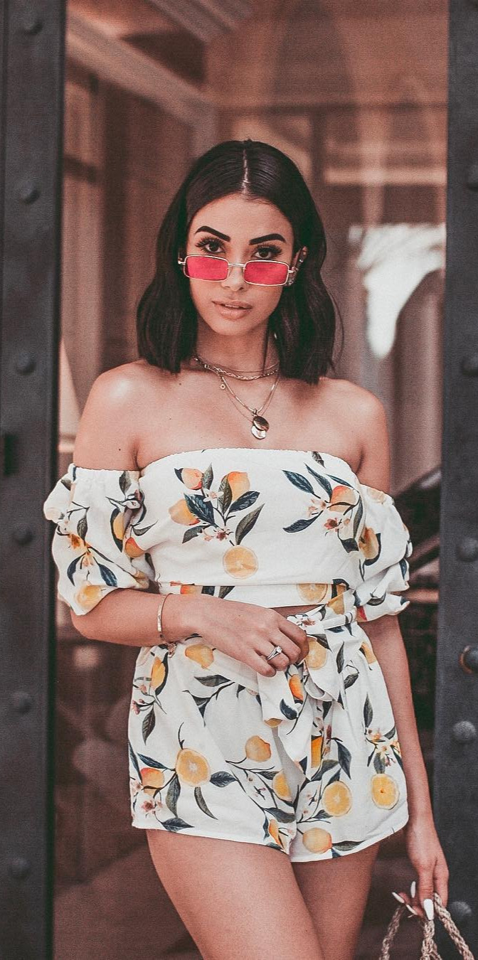 The 10+ Coolest Street Outfit Ideas - #Beauty, #Clothing, #Photo, #Picture, #Top Summer is always my favorite season wearing this cute set from sugarhigh_shop  they have the cutest pieces! , hellothalita - Amo o verusando esse conjuntinho da sugarhigh_shop amo as pedeles! 