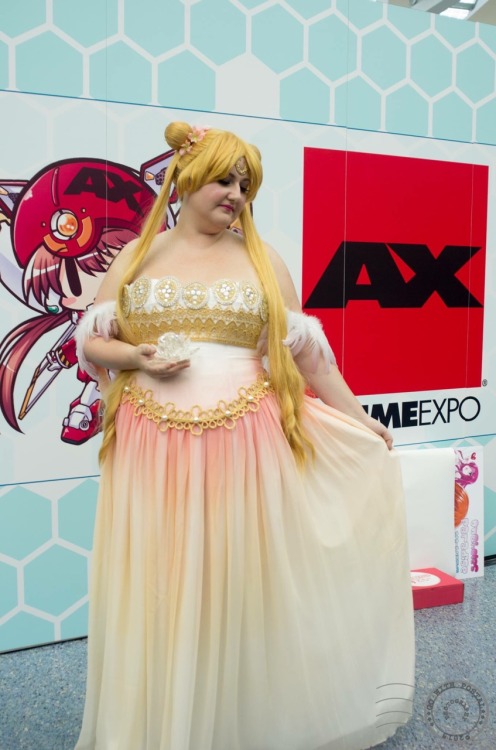 jasmineladjevardi:My Princess Serenity cosplay by Creature of...