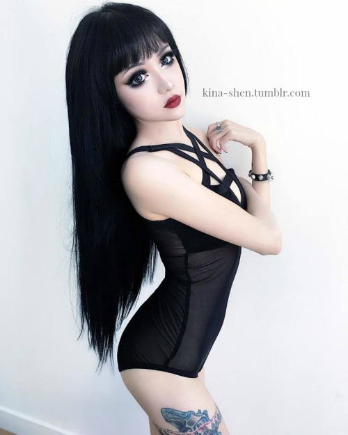 kina shen instagram goth model gothic model gothic culture gothic fashion alternative modelling alternative model self face me