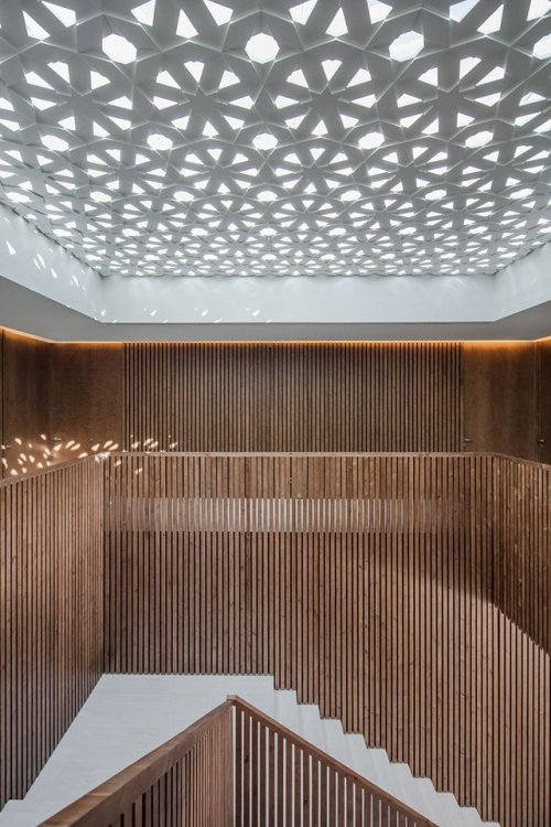 architorturedsouls:Egyptian Embassy in Lisbon / PROMONTORIOph:...