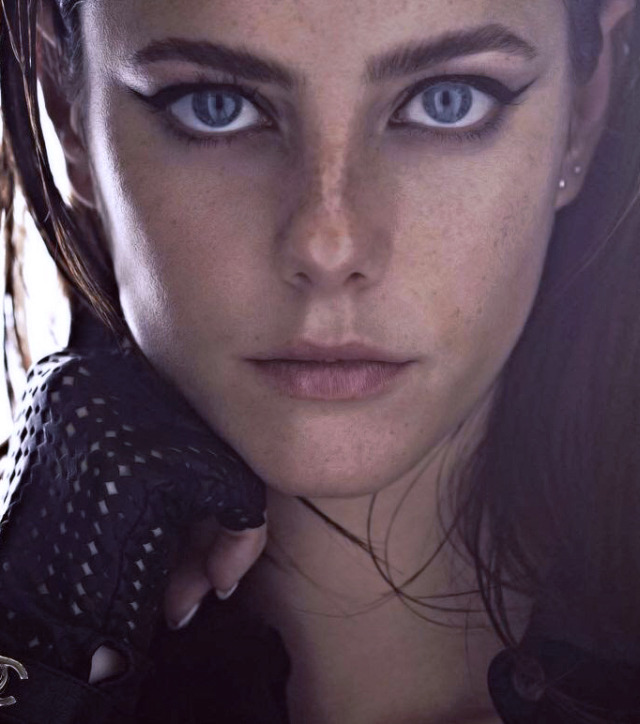 SYLVIA GET YOUR HEAD OUT THE OVEN (Kaya Scodelario - Marie Claire UK