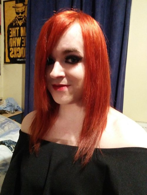 irishtransgirl2017:Dyed my hair, let me know what you think...