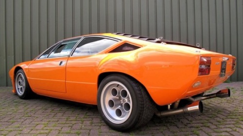 Bob Wallace Rally Tribute: 1974 Lamborghini Urraco