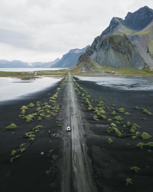 quiet-nymph:
“ “Iceland.” – Jack Harding Photography
”