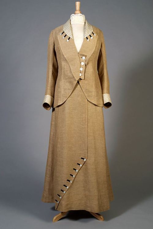 fripperiesandfobs:Suit ca. 1910-14From the Kent State...