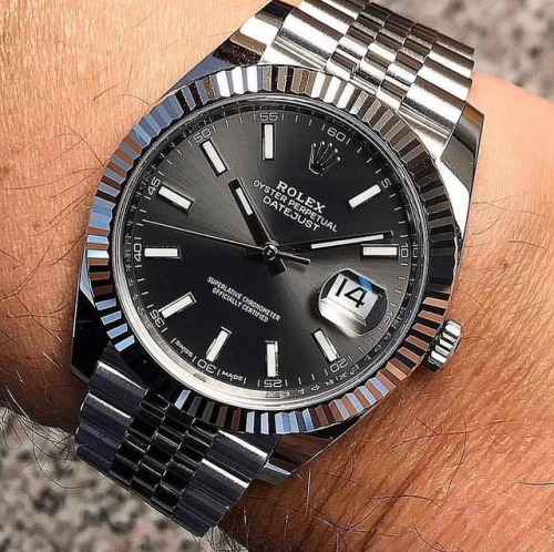 wristprn:Rolex Datejust #WRISTPORN by @superb_wrist_watches...