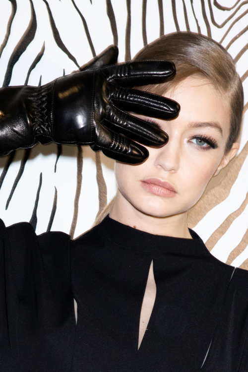 gigihadidmodeluniverse