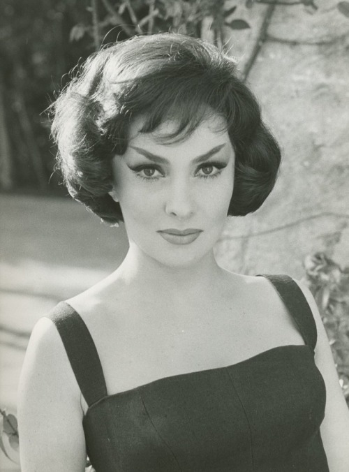 foxybelka:Gina Lollobrigida