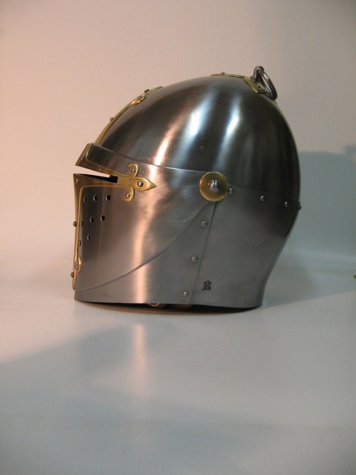 steellegacy:⚔️ Medieval Sugarloaf Helmet, first half of the...