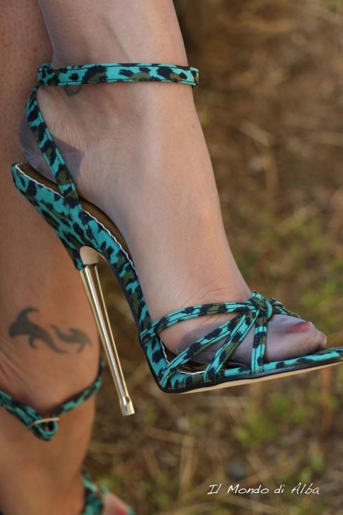 There is nothing more sexier than when a woman wears stilettos...