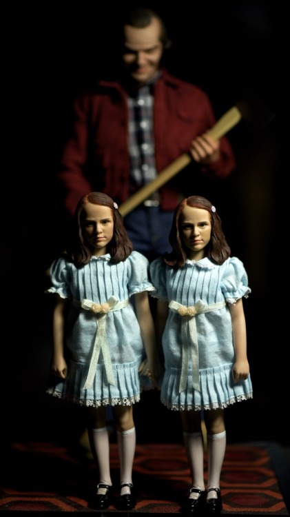 the-overlook-hotel:Extremely limited edition of 1:6 sculptures...