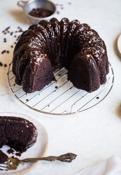 sweetoothgirl:DOUBLE CHOCOLATE BUNDT CAKE