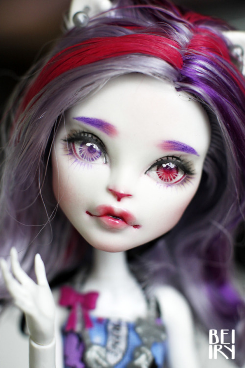 repainted monster high dolls