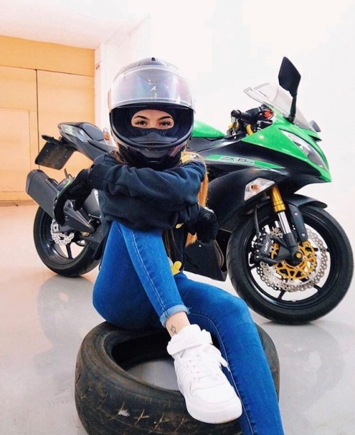 moto motorcycle motoworld motogirl мото мотоцикл