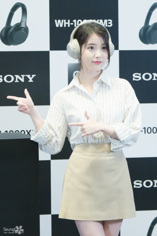 iumushimushi:180920 IU at Sony Headphone WH-1000XM3 Product...